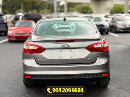 Sterling Gray Metallic 2014 Ford Focus SE