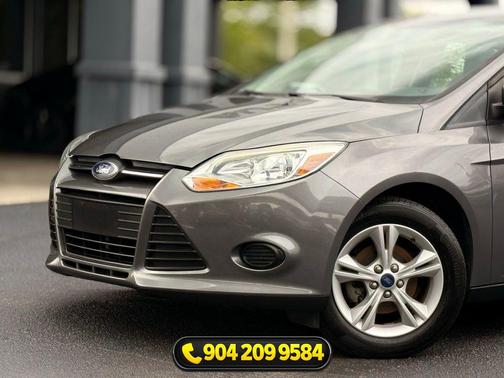 Sterling Gray Metallic 2014 Ford Focus SE
