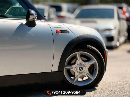 2005 MINI Cooper S Base