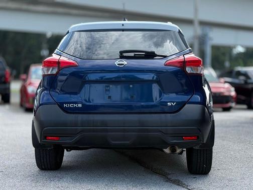 2019 Nissan Kicks SV