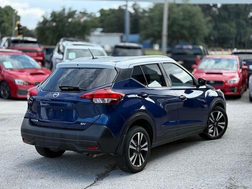 2019 Nissan Kicks SV