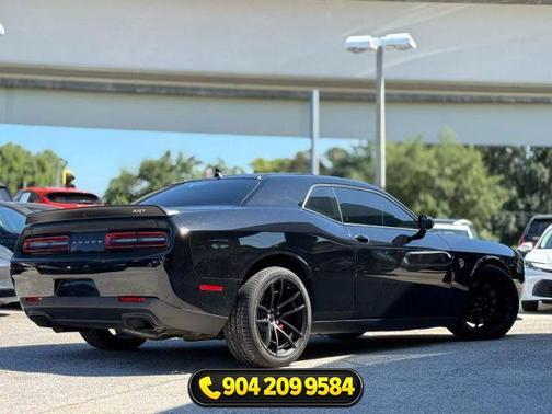 Pitch Black Clearcoat 2023 Dodge Challenger SRT Hellcat