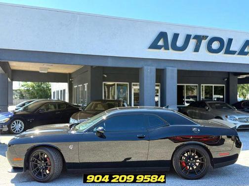 Pitch Black Clearcoat 2023 Dodge Challenger SRT Hellcat