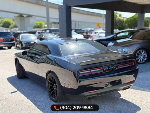 Pitch Black Clearcoat 2023 Dodge Challenger SRT Hellcat