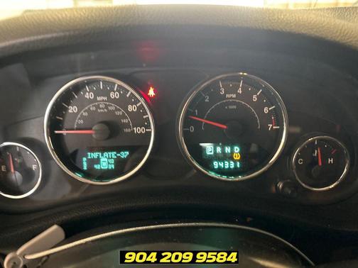Gecko Pearlcoat 2013 Jeep Wrangler Rubicon