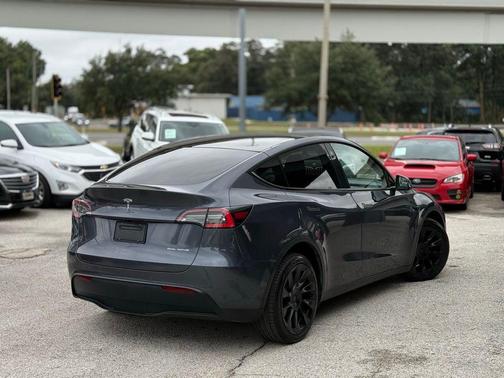 2021 Tesla Model Y Long Range Dual Motor All-Wheel Drive