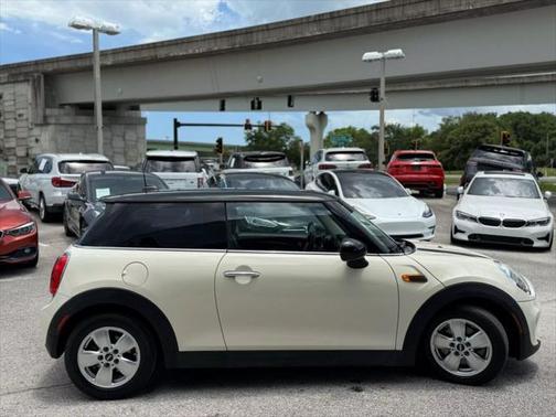 2016 MINI Hardtop Cooper