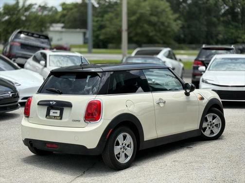 2016 MINI Hardtop Cooper