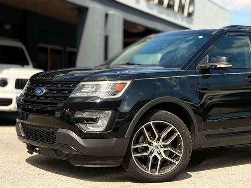 2017 Ford Explorer sport