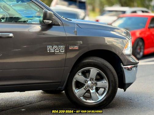 Granite Crystal Metallic Clearcoat 2019 RAM 1500 Big Horn