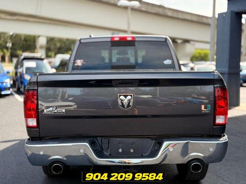 Granite Crystal Metallic Clearcoat 2019 RAM 1500 Big Horn