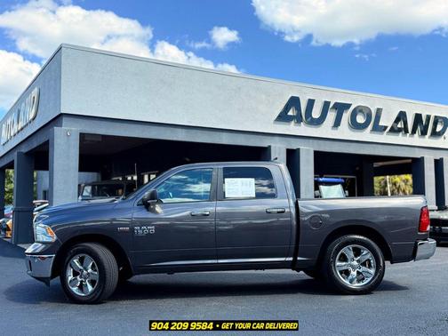Granite Crystal Metallic Clearcoat 2019 RAM 1500 Big Horn