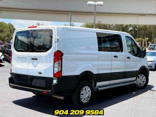 Oxford White 2022 Ford Transit-250 Base
