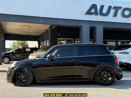 Midnight Black Metallic 2017 MINI Hardtop Cooper S