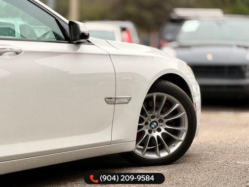 Alpine White 2015 BMW 750 Li