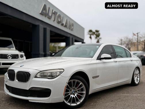 Alpine White 2015 BMW 750 Li