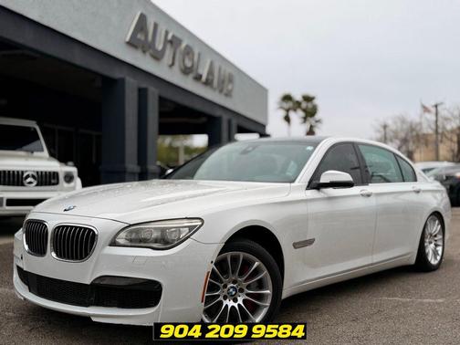 Alpine White 2015 BMW 750 Li