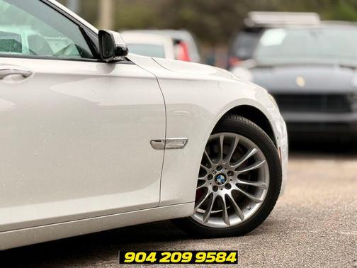 Alpine White 2015 BMW 750 Li