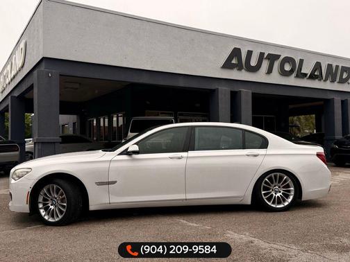Alpine White 2015 BMW 750 Li