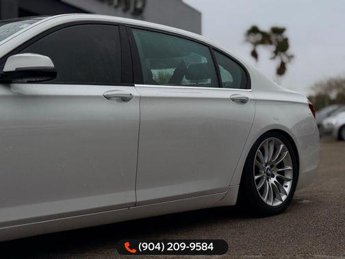 Alpine White 2015 BMW 750 Li