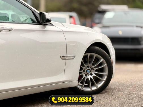 Alpine White 2015 BMW 750 Li