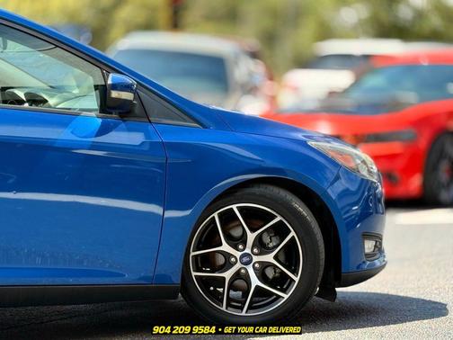 Lightning Blue Metallic 2018 Ford Focus SEL