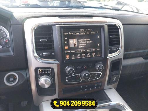 Bright Silver Metallic Clearcoat 2016 RAM 1500 Laramie