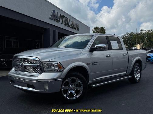 Bright Silver Metallic Clearcoat 2016 RAM 1500 Laramie
