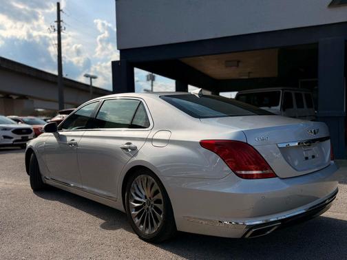 2017 Genesis G90 5.0 Ultimate