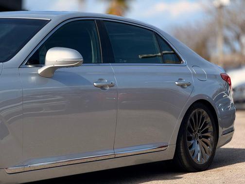 2017 Genesis G90 5.0 Ultimate