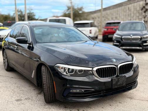 2017 BMW 530 530i