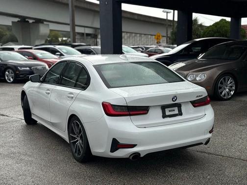 2019 BMW 330 330i