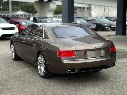 2015 Bentley Flying Spur Base