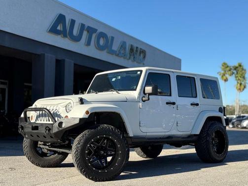 2013 Jeep Wrangler Unlimited Sahara