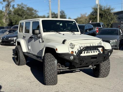 2013 Jeep Wrangler Unlimited Sahara