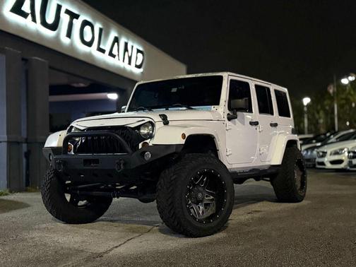 2013 Jeep Wrangler Unlimited Sahara