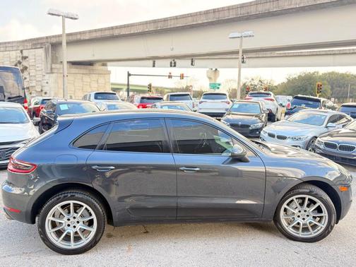 2018 Porsche Macan S