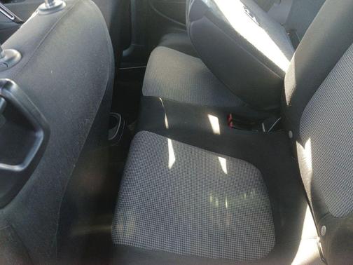 2019 Volkswagen Beetle 2.0T S