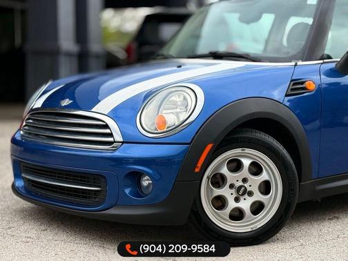 2013 MINI Hardtop Cooper