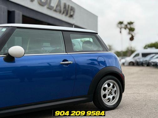 Blue 2013 MINI Hardtop Cooper