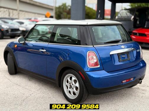Blue 2013 MINI Hardtop Cooper