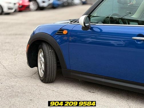 Blue 2013 MINI Hardtop Cooper