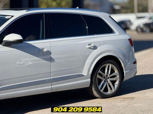 White 2018 Audi Q7 3.0T Prestige