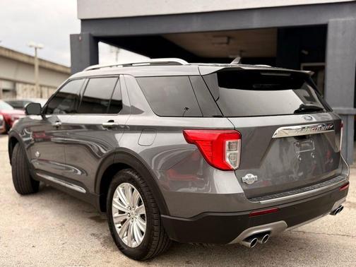 2022 Ford Explorer King Ranch