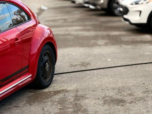 2015 Volkswagen Beetle 1.8T