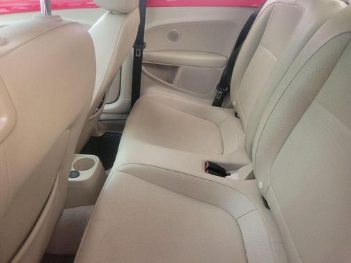 2015 Volkswagen Beetle 1.8T