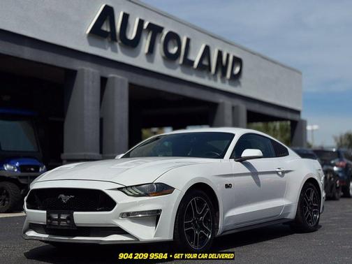 Oxford White 2020 Ford Mustang GT