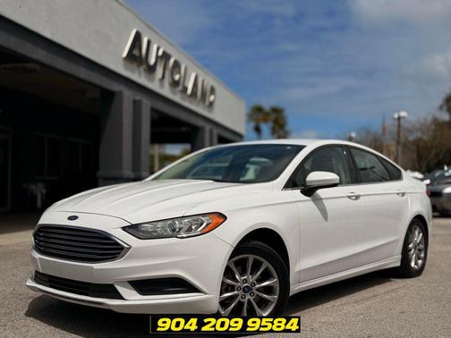 Oxford White 2017 Ford Fusion SE