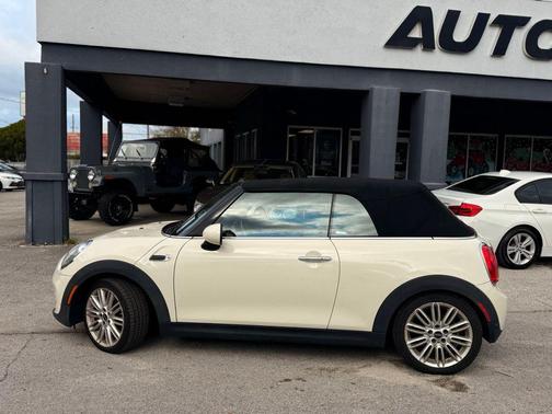 2017 MINI Convertible Cooper