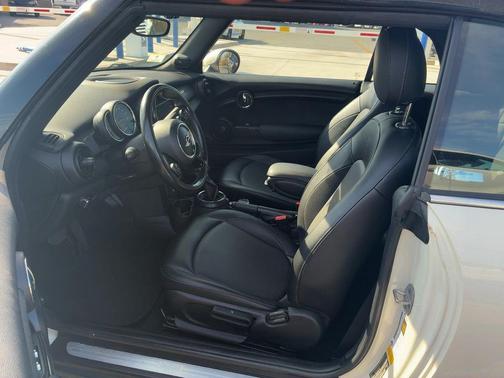 2017 MINI Convertible Cooper
